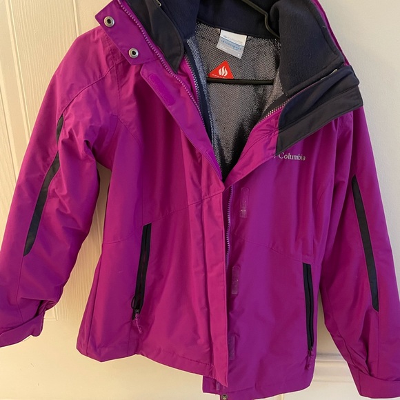 Purple columbia winter jacket-S (perfect for skiing) - Picture 1 of 4